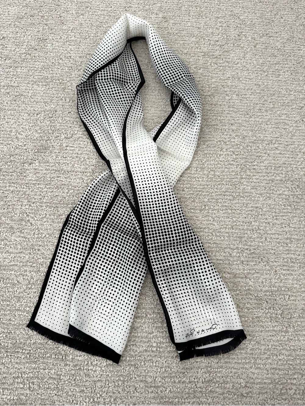 OSCAR DE LA RENTA 100% SILK SCARF 10x51” WOMEN Black White Polka Dot - Picture 2 of 5